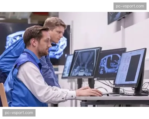 “洛奇”斯特林在社交媒体晒出术后X光片,确认已完成手腕手术